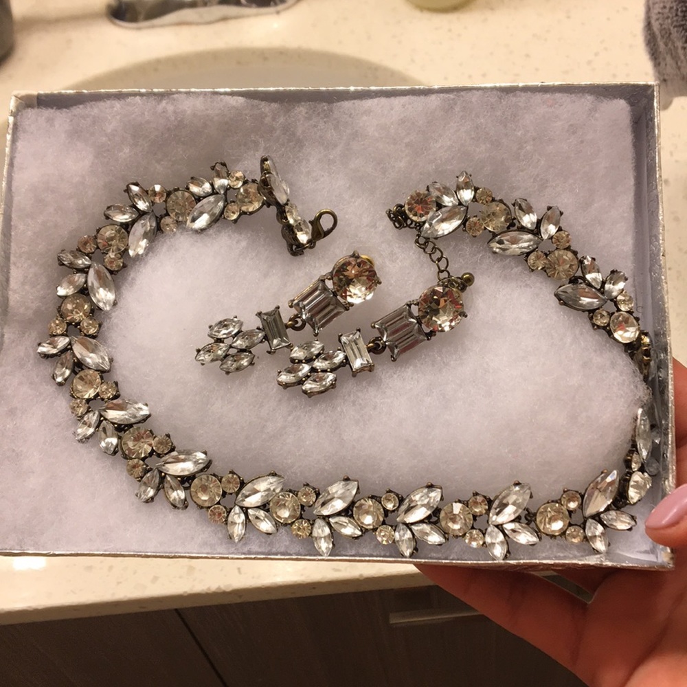 Earring & Necklace Set